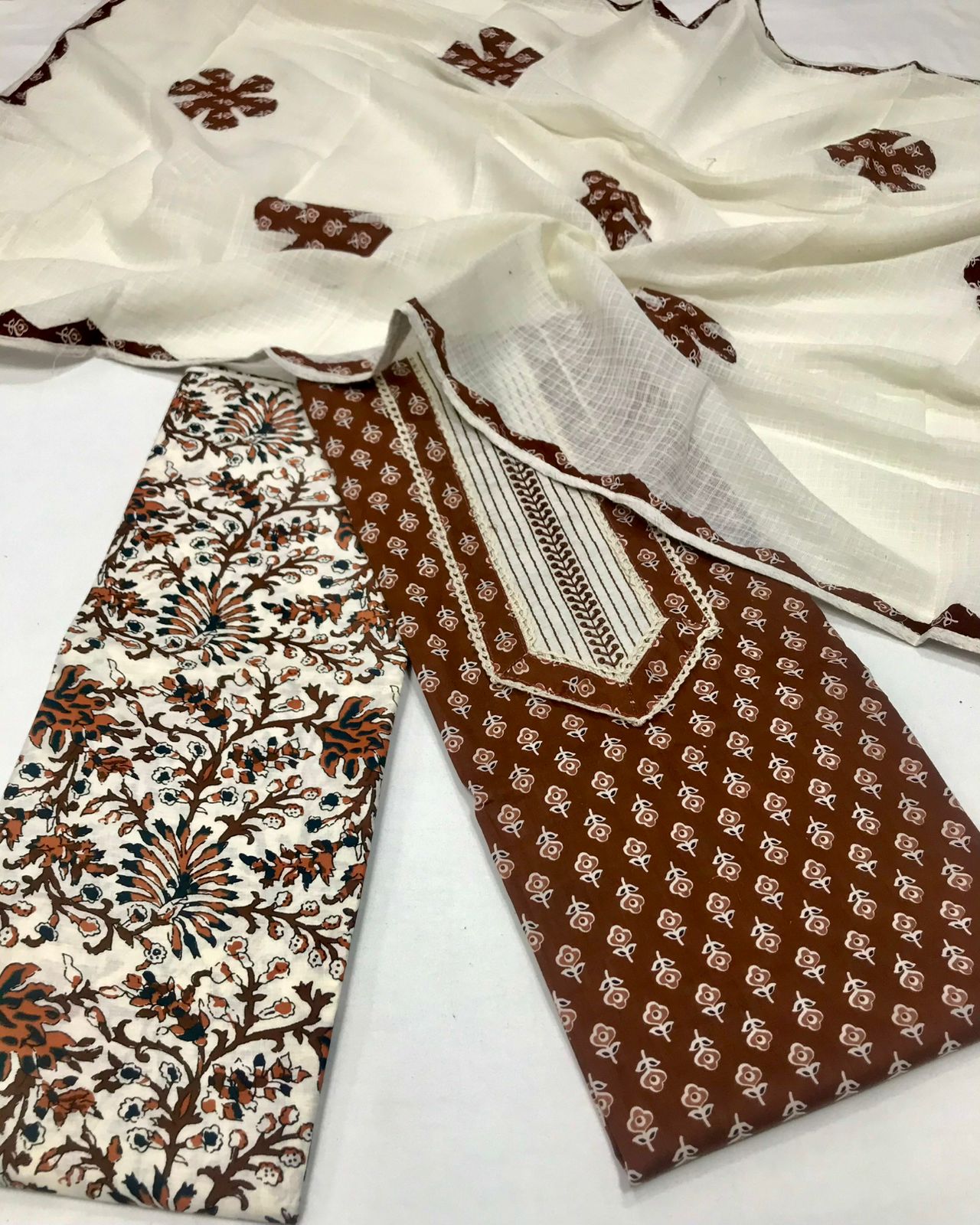 Very Beautiful Unstitched cotton Suits