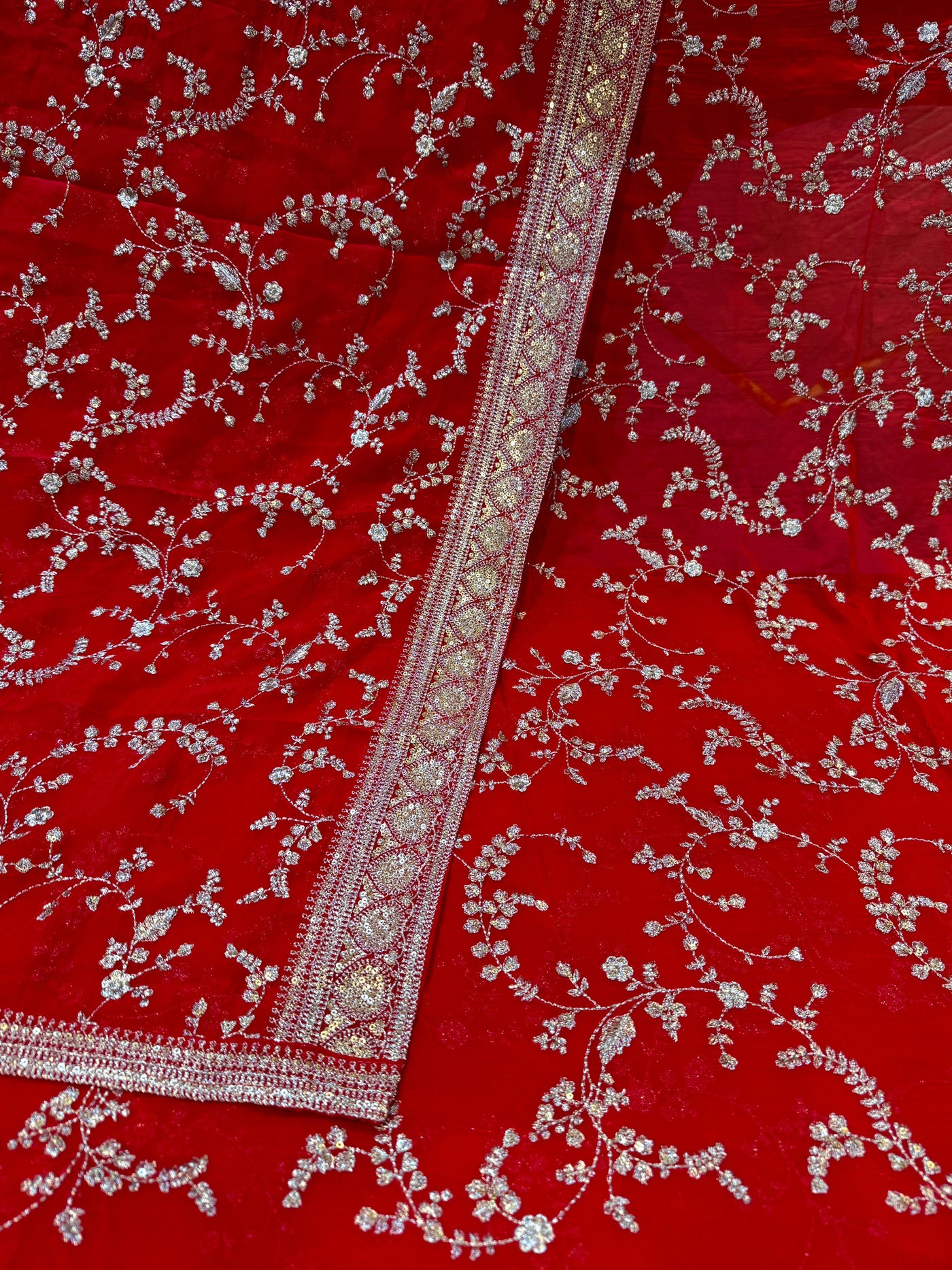 Red Sabhya Pure Organza Suit Set (2.50 Meter Shirt and One Organza Dupatta and 2.50 Meter Crape Bottom )
