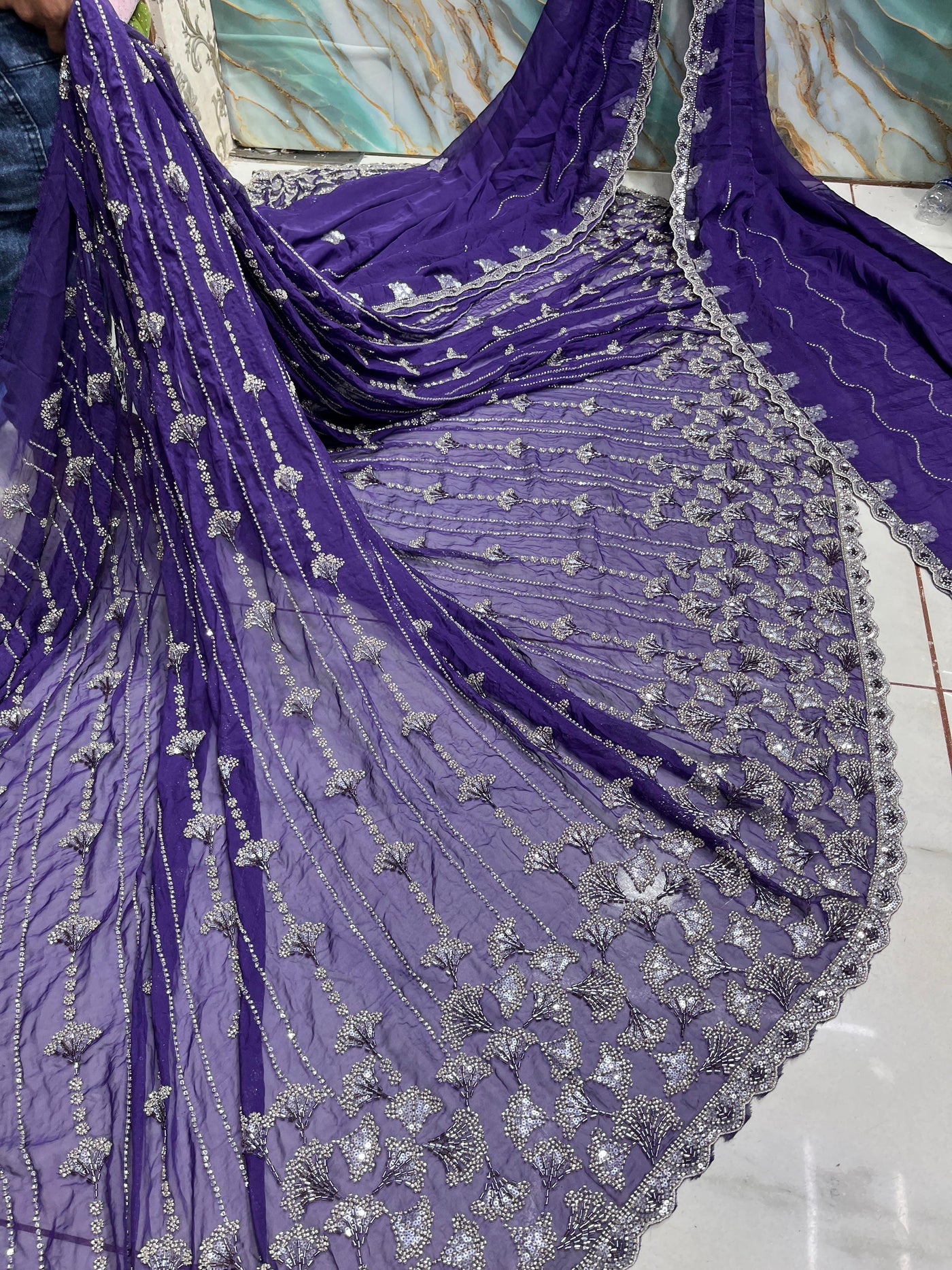 (Mix and Match )Chiffon Georgette  Embroidery  54 inch width / Chiffon-Georgette  Dupatta With Two side borders  37 inch width