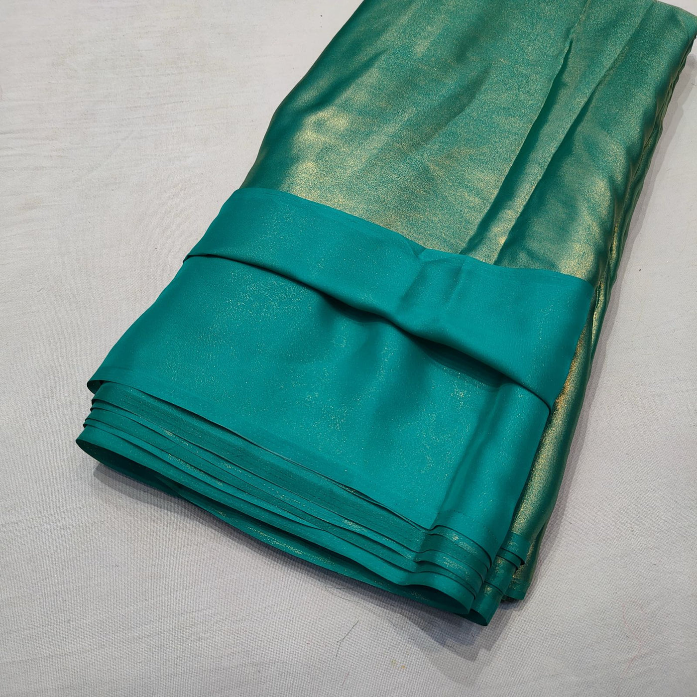 (Wholesale Pack of 20 meter) Superflowy Satin Georgette Shimmer Foil 44 inch width