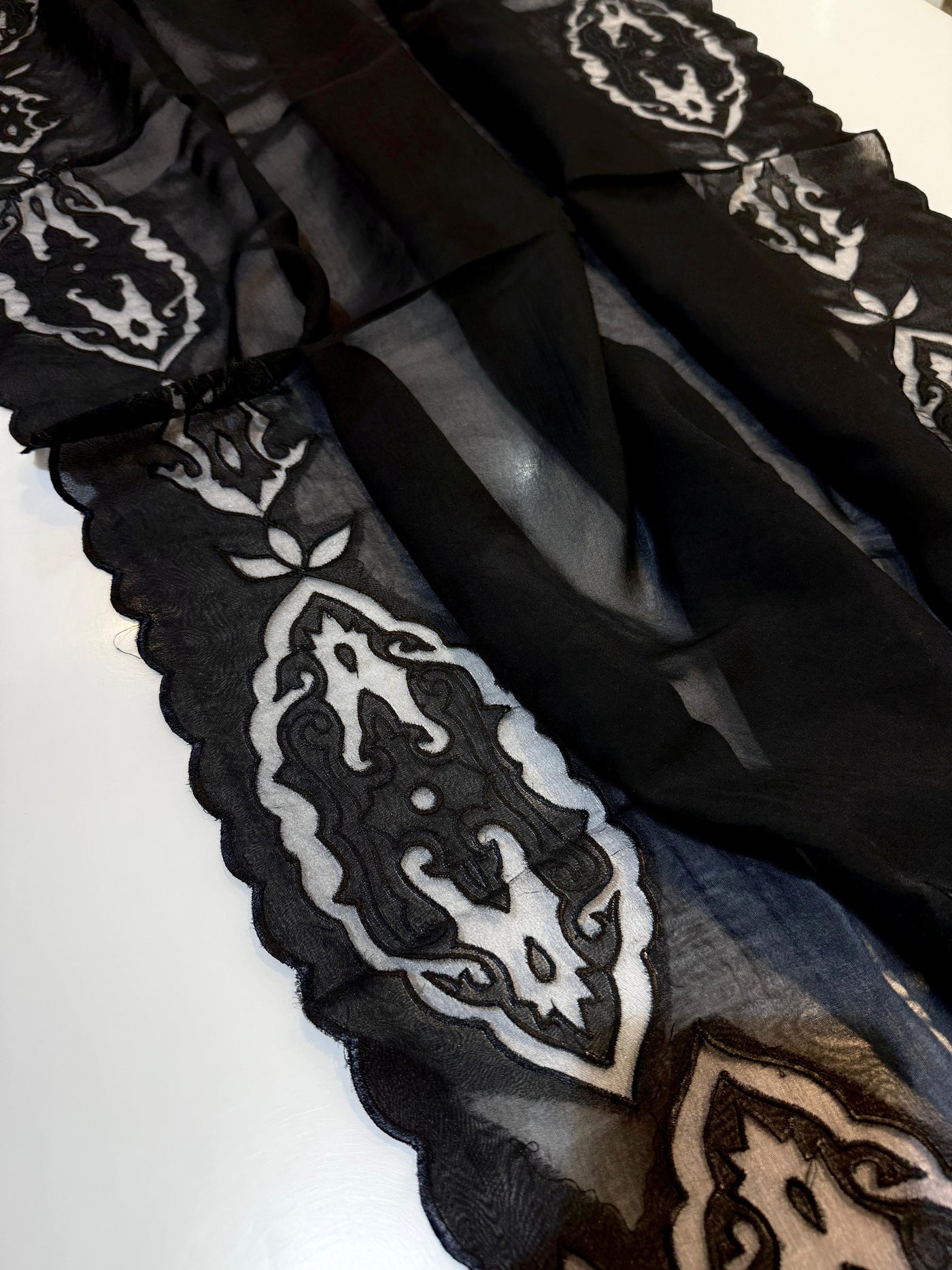 Black Pure Organza Dupatta with scallop borders 2.50 meter length