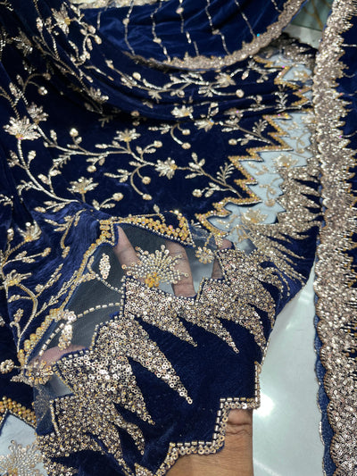 (Mix and Match ) Pure Velvet Handwork Embroidery 54 inch width / velvet  Dupatta With Two side Borders  37 inch width