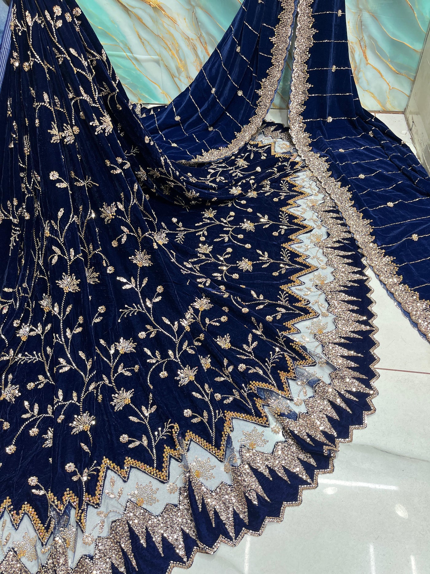 (Mix and Match ) Pure Velvet Handwork Embroidery 54 inch width / velvet  Dupatta With Two side Borders  37 inch width