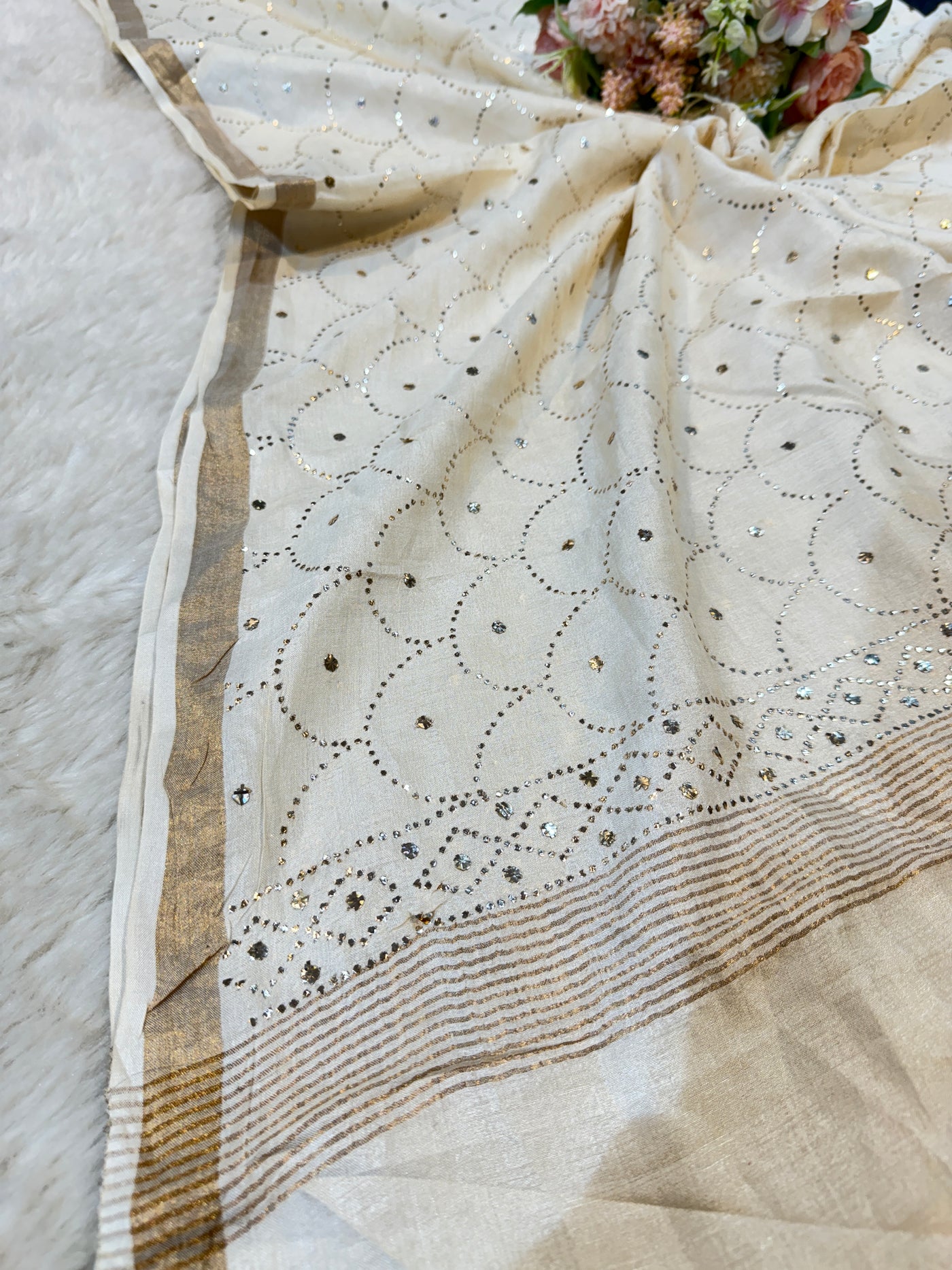 Pure Munga Tusser Original Hand Mukesh And Baadla Work Dupatta Dyeable