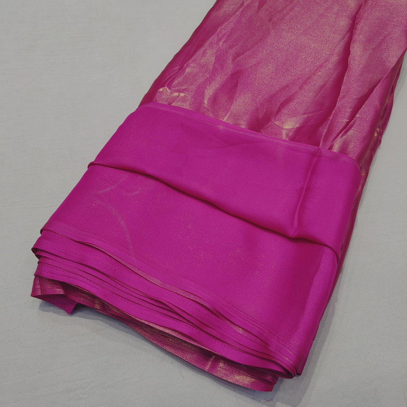 (Wholesale Pack of 20 meter) Superflowy Satin Georgette Shimmer Foil 44 inch width