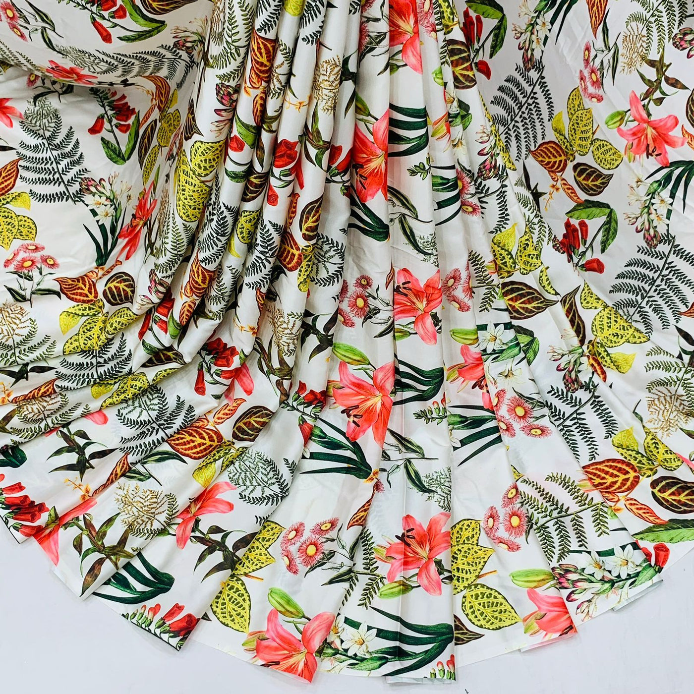 Satin Georgette Prints Supersoft And Comfortable 44 Inch width