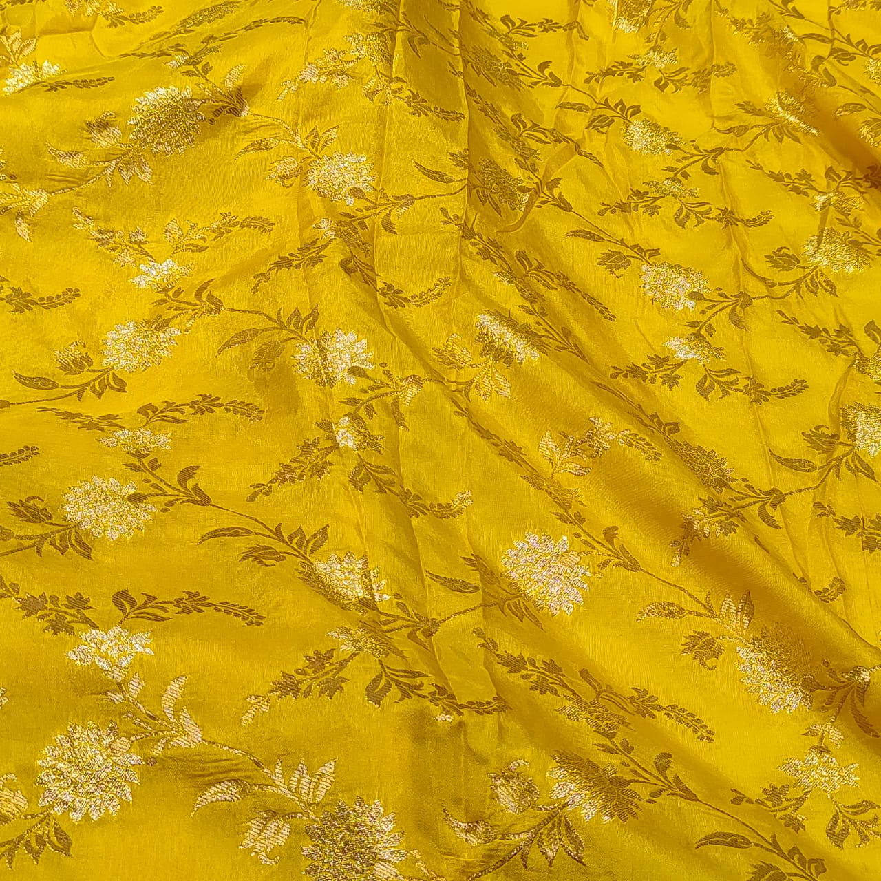 Dola silk jacquard